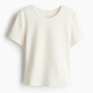 NWOT H&M Move Ivory Athletic T-Shirt Size S SoftMove DryMove Fitted Tee